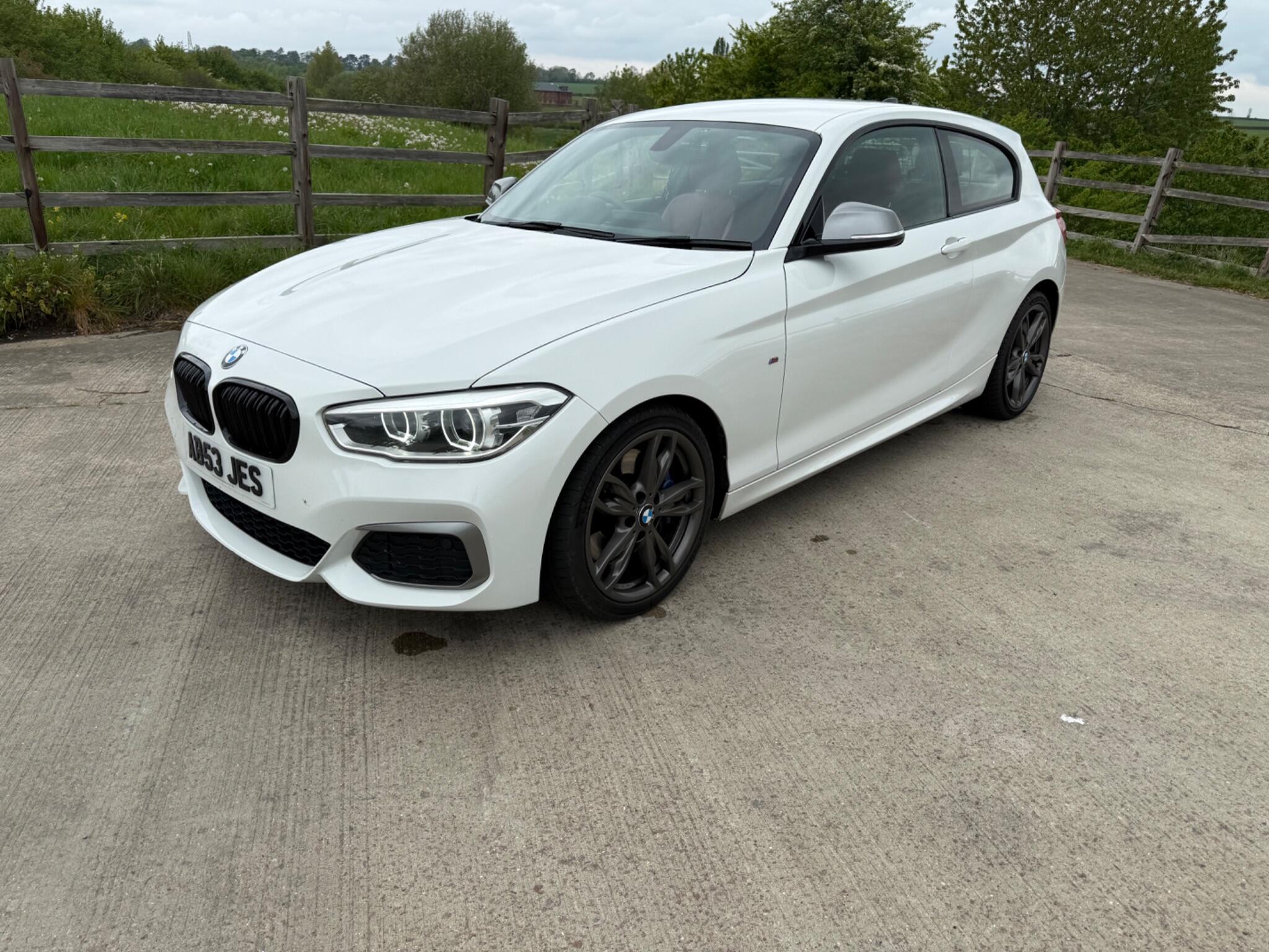 BMW 1 Series 3.0 M135i Euro 6 (s/s) 3dr — photo 49 of 92